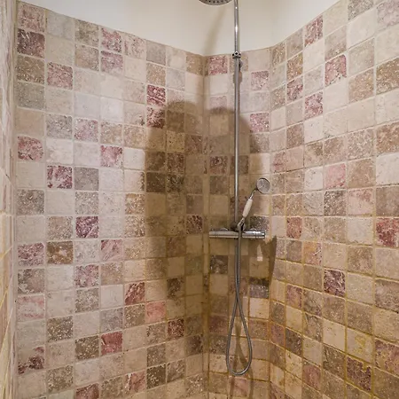 Le Passage Bed and Breakfast