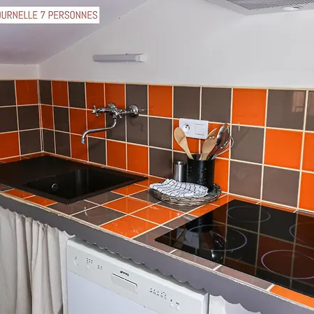 Le Passage Bed and Breakfast Καρκασόν