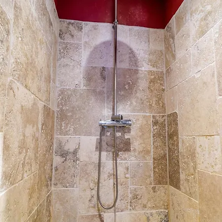 Le Passage 住宿加早餐酒店 卡尔卡松