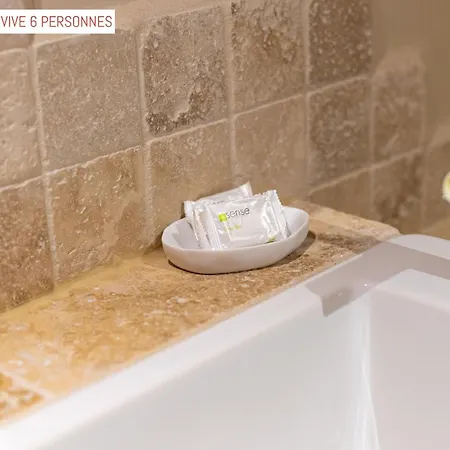 Le Passage 4* Καρκασόν