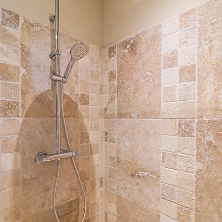 Bed and Breakfast Le Passage Καρκασόν